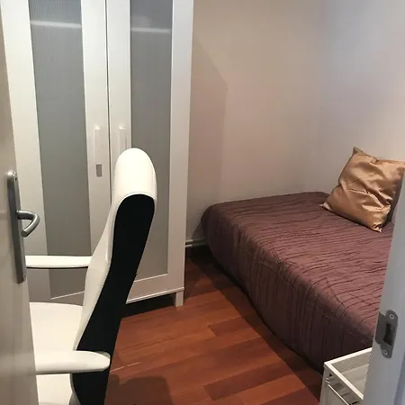 Cozy Centre