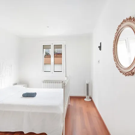 Cozy Centre Apartment Manresa